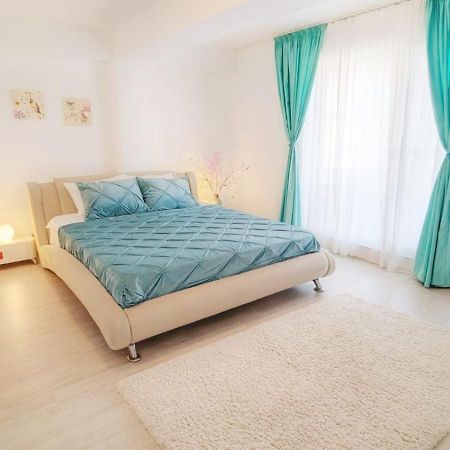 Airport Apartment 70 Squared Meters Otopeni Dış mekan fotoğraf